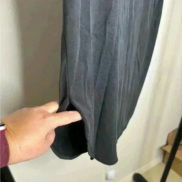 ZYIA Black T shirt with slits on sides. Size XXL - Picture 4 of 4